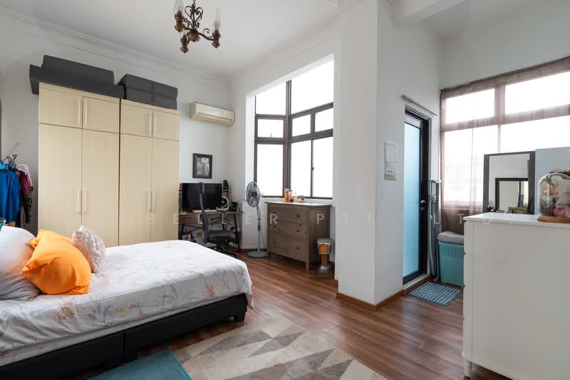 Platina Gardens, , 5 Bedrooms, 3,776 sqft, Semi-Detached House For Sale, by Aileen Chew, 500208956 - Bedroom - PropertyGuru.com.sg