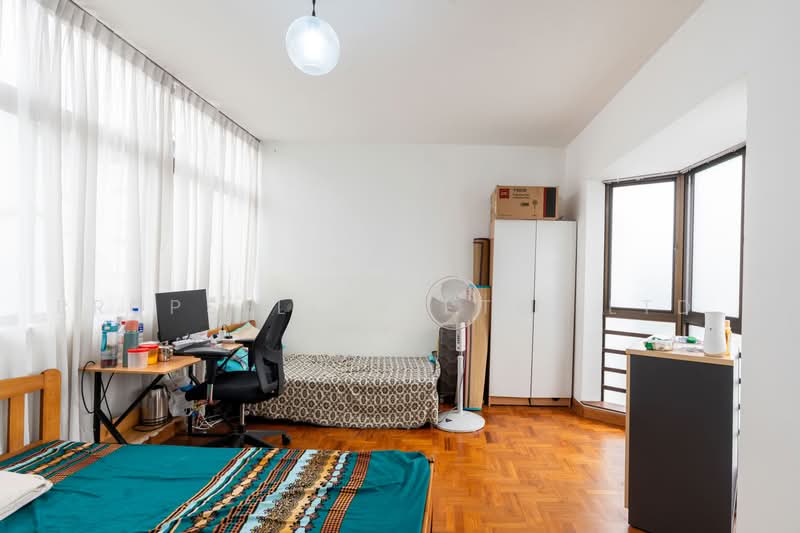 Platina Gardens, , 5 Bedrooms, 3,776 sqft, Semi-Detached House For Sale, by Aileen Chew, 500208956 - Bedroom - PropertyGuru.com.sg