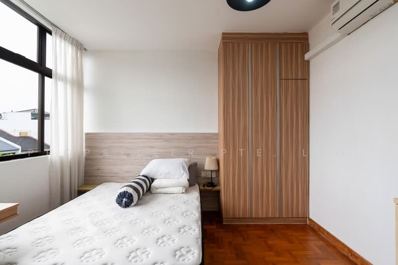 Platina Gardens, , 5 Bedrooms, 3,776 sqft, Semi-Detached House For Sale, by Aileen Chew, 500208956 - Bedroom - PropertyGuru.com.sg