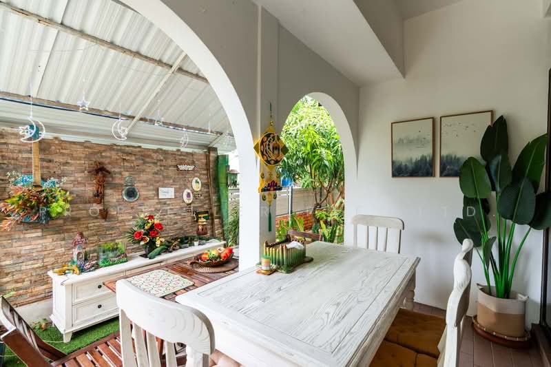 Platina Gardens, , 5 Bedrooms, 3,776 sqft, Semi-Detached House For Sale, by Aileen Chew, 500208956 - Dining Room - PropertyGuru.com.sg