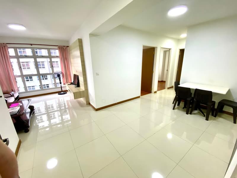 322B Sumang Walk, 322B Sumang Walk, 3 Bedrooms, 1,001 sqft, HDB Flat For Rent, by Wilson Chen, 500208960 - Living Room - PropertyGuru.com.sg