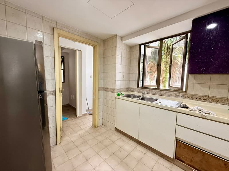Parkview Apartments, 5 Bukit Batok Street 25, 3 Bedrooms, 1,130 sqft, Apartment For Rent, by Anthea Yeo 杨丽娇, 500208966 - Kitchen - PropertyGuru.com.sg