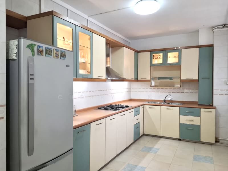 453 Jurong West Street 42, 453 Jurong West Street 42, 3 Bedrooms, 1,431 sqft, HDB Flat For Sale, by Cherry Ling, 500208968 - Kitchen - PropertyGuru.com.sg