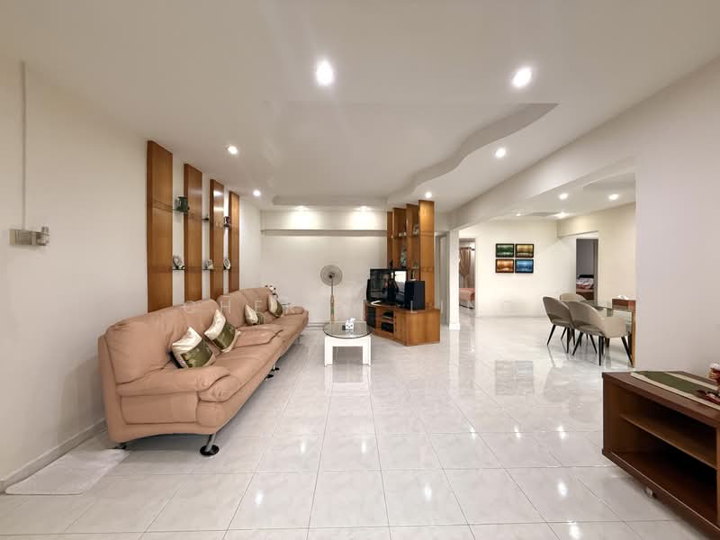 453 Jurong West Street 42, 453 Jurong West Street 42, 3 Bedrooms, 1,431 sqft, HDB Flat For Sale, by Cherry Ling, 500208968 - Living Room - PropertyGuru.com.sg