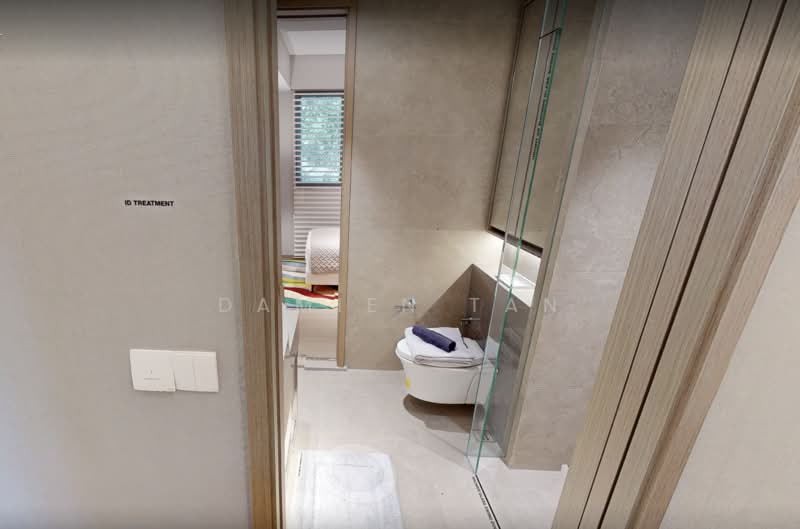 D24 | WALK TO MRT | AMENITIES GALORE, , 4 Bedrooms, 1,249 sqft, Condominium For Sale, by Damien Tan, 500208975 - Bathroom - PropertyGuru.com.sg