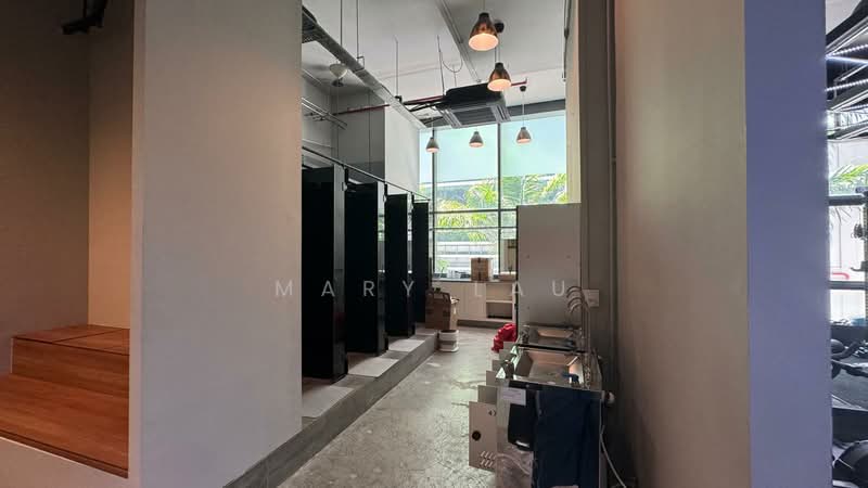 Robinson Road Fitted Gym, , 3,014 sqft, Shop / Shophouse For Rent, by Mary Lau, 500208988 - Bathroom - CommercialGuru.com.sg