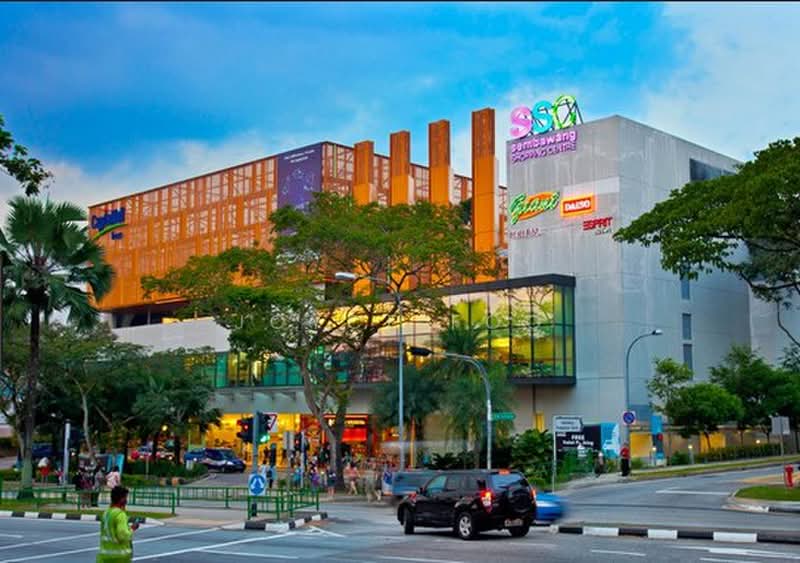 Sembawang Road, Sembawang Road, 800 sqft, Shop / Shophouse For Rent, by Joyce Foo, 500208995 - Main Road - CommercialGuru.com.sg