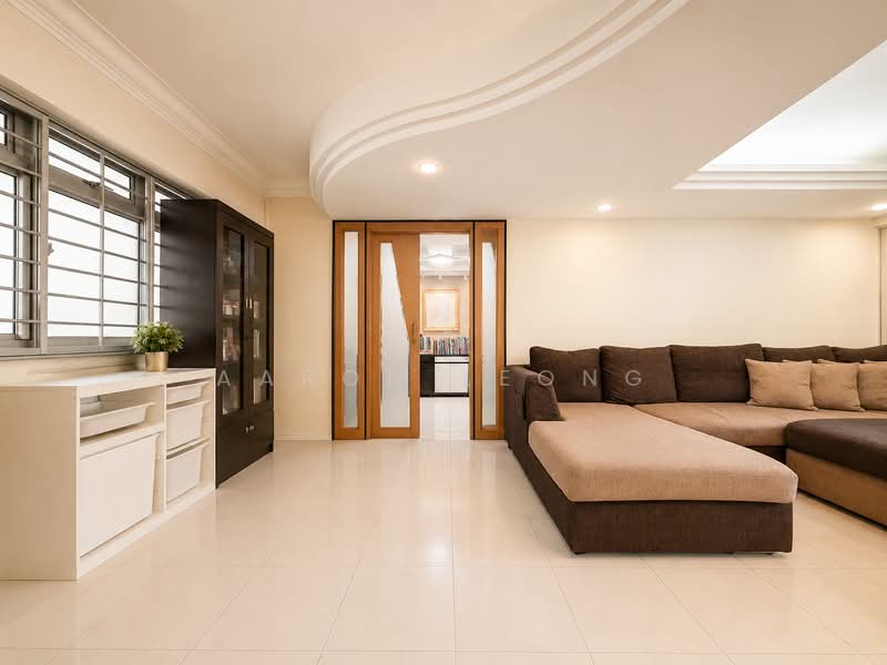 185 Pasir Ris Street 11, 185 Pasir Ris Street 11, 4 Bedrooms, 1,333 sqft, HDB Flat For Sale, by Aaron Leong, 500208996 - Living Room - PropertyGuru.com.sg