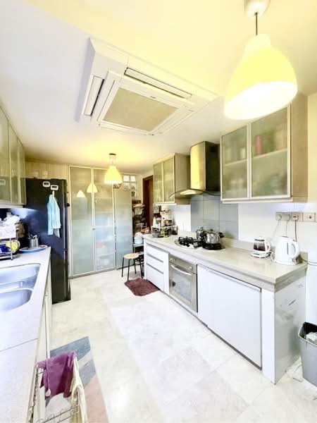 Wilkie 87, 87 Wilkie Road, 3 Bedrooms, 1,313 sqft, Condominium For Sale, by Nicholas Cho, 500208997 - PropertyGuru.com.sg