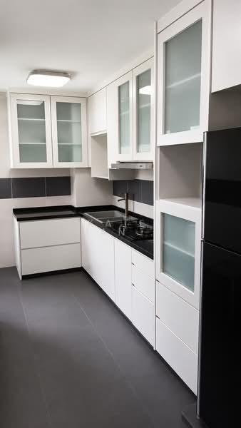 199D Punggol Field, 199D Punggol Field, 3 Bedrooms, 1,184 sqft, HDB Flat For Rent, by Kate Xuan Wen Soh, 500208999 - Kitchen - PropertyGuru.com.sg