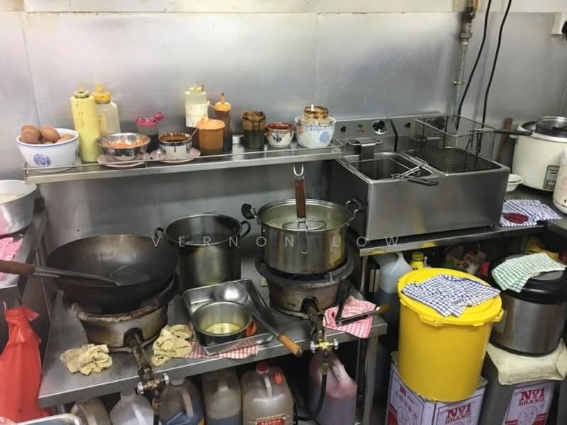 Bugis Cube, 470 North Bridge Road, 355 sqft, Food & Beverage For Sale, by Vernon Low, 500209006 - CommercialGuru.com.sg