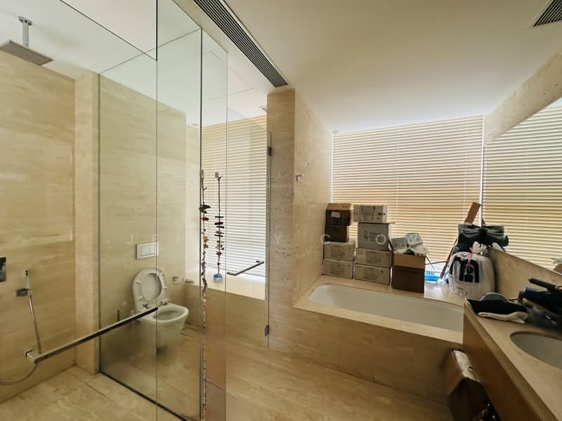Ardmore II, 1 Ardmore Park, 4 Bedrooms, 2,024 sqft, Condominium For Rent, by Jeffrey Chow, 500209009 - Bathroom - PropertyGuru.com.sg
