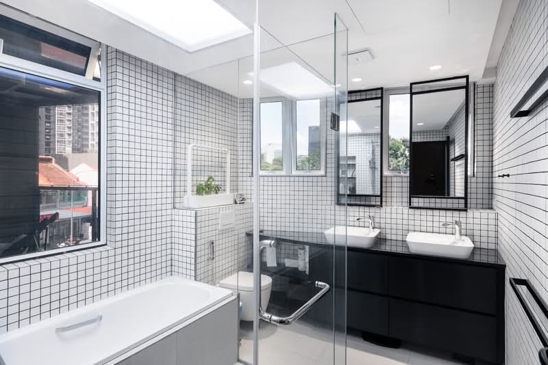 Hong Building, 204 Rangoon Road, 2 Bedrooms, 1,367 sqft, Apartment For Sale, by Eve Cheong, 500209035 - Bathroom - PropertyGuru.com.sg