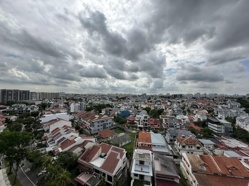 The Florence Residences, 81 Hougang Avenue 2, 2 Bedrooms, 635 sqft, Condominium For Sale, by Julie Soh 苏保历, 500209037 - Exterior - PropertyGuru.com.sg