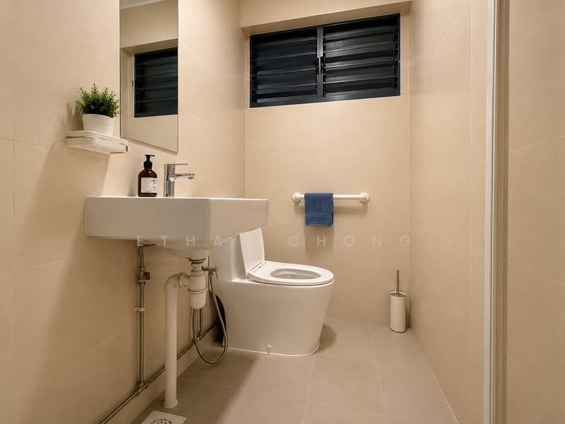 304 Woodlands Street 31, 304 Woodlands Street 31, 4 Bedrooms, 1,755 sqft, HDB Flat For Sale, by Ethan Chong, 500209053 - Bathroom - PropertyGuru.com.sg