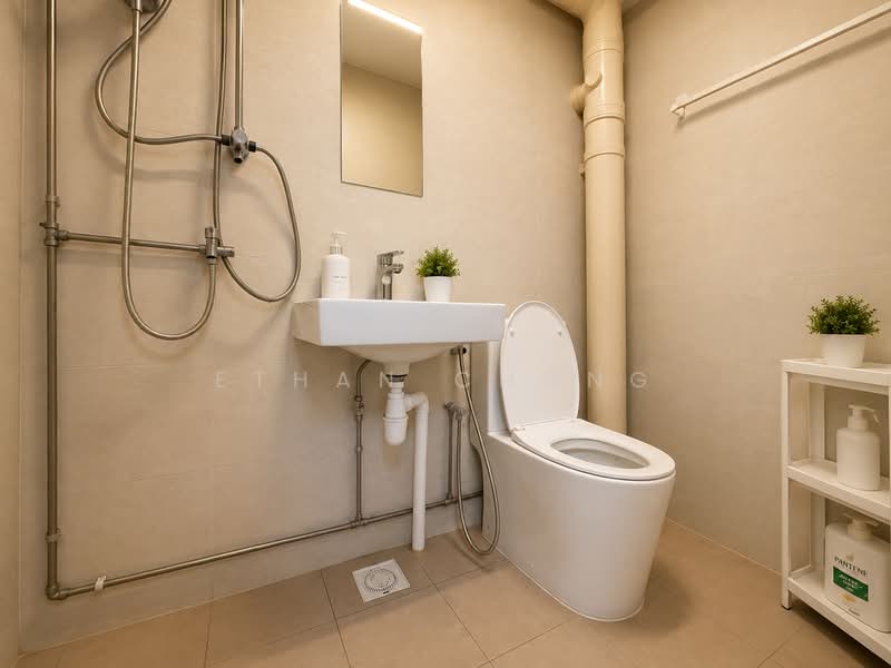 304 Woodlands Street 31, 304 Woodlands Street 31, 4 Bedrooms, 1,755 sqft, HDB Flat For Sale, by Ethan Chong, 500209053 - Bathroom - PropertyGuru.com.sg