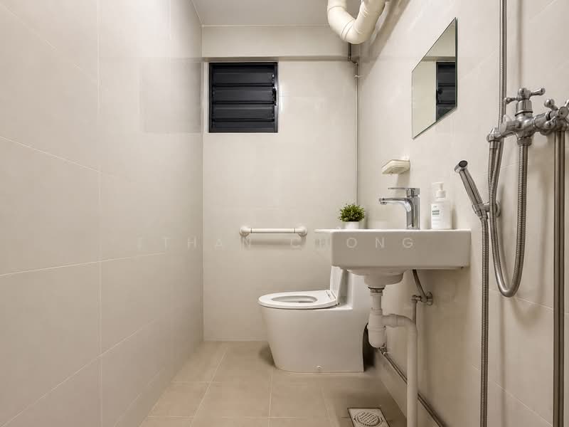 304 Woodlands Street 31, 304 Woodlands Street 31, 4 Bedrooms, 1,755 sqft, HDB Flat For Sale, by Ethan Chong, 500209053 - Bathroom - PropertyGuru.com.sg