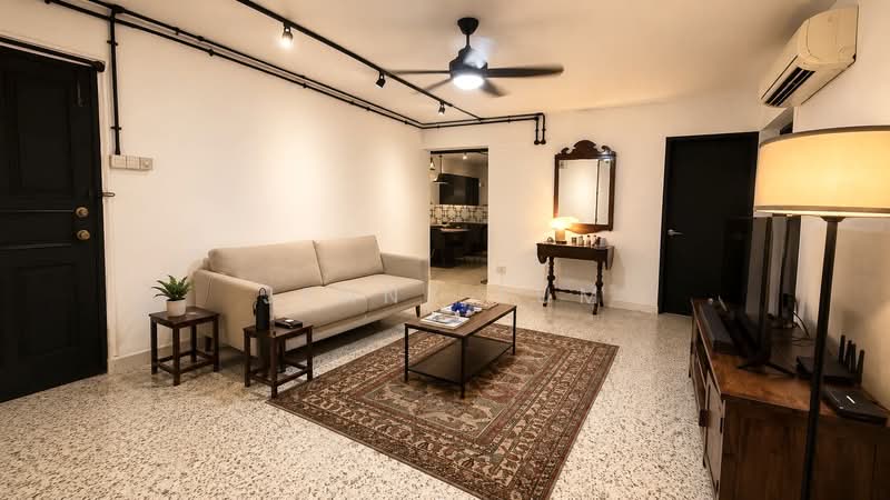 348 Clementi Avenue 5, 348 Clementi Avenue 5, 3 Bedrooms, 990 sqft, HDB Flat For Sale, by Jenny Lum, 500209054 - Living Room - PropertyGuru.com.sg