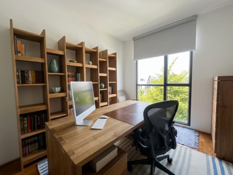Lotus Ville, 142 Lorong L Telok Kurau, 5 Bedrooms, 3,552 sqft, Cluster House For Sale, by Taedra Lee, 500209055 - Study - PropertyGuru.com.sg