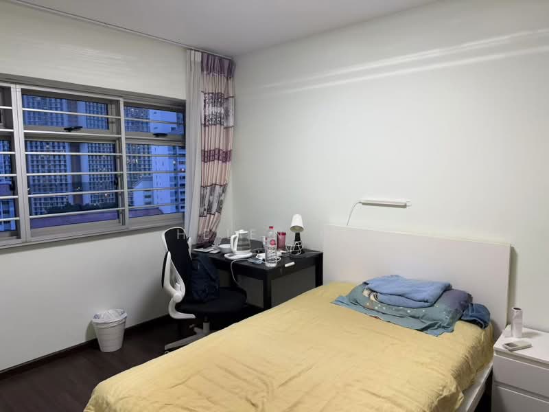 51 Strathmore Avenue, 51 Strathmore Avenue, 3 Bedrooms, 1,184 sqft, HDB Flat For Rent, by Helen HU, 500209056 - Bedroom - PropertyGuru.com.sg