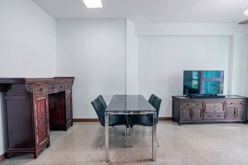 Papillon, 8 Jalan Rama Rama, 2 Bedrooms, 936 sqft, Apartment For Sale, by Kit Toh, 500209078 - Dining Room - PropertyGuru.com.sg