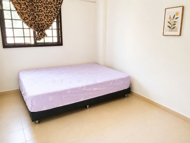 242 Bukit Batok East Avenue 5, 242 Bukit Batok East Avenue 5, 3 Bedrooms, 904 sqft, HDB Flat For Sale, by Delvin Ong, 500209085 - Bedroom - PropertyGuru.com.sg