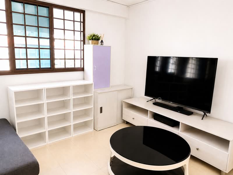 242 Bukit Batok East Avenue 5, 242 Bukit Batok East Avenue 5, 3 Bedrooms, 904 sqft, HDB Flat For Sale, by Delvin Ong, 500209085 - Living Room - PropertyGuru.com.sg