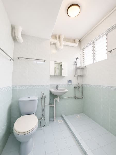 29 Marine Crescent, 29 Marine Crescent, 3 Bedrooms, 1,292 sqft, HDB Flat For Sale, by Michael Chen, 500209093 - Bathroom - PropertyGuru.com.sg