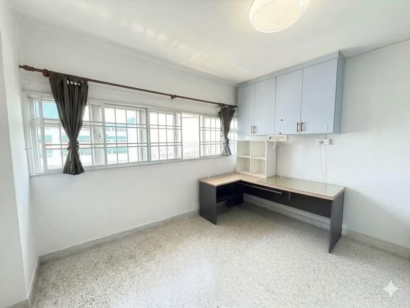 29 Marine Crescent, 29 Marine Crescent, 3 Bedrooms, 1,292 sqft, HDB Flat For Sale, by Michael Chen, 500209093 - Study - PropertyGuru.com.sg