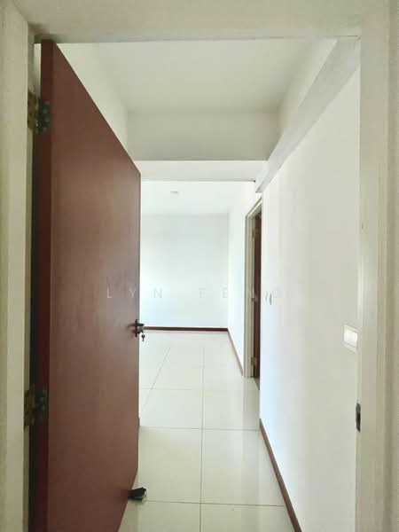261 Toa Payoh Apex, 261 Toa Payoh East, Room Rental, 170 sqft, HDB Flat For Rent, by Lyn Feng, 500209094 - Entrance - PropertyGuru.com.sg