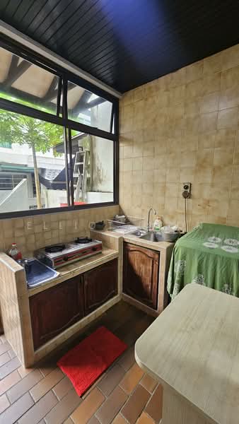 Prestigious Lim Tai See Walk Semi D House, Lim Tai See Walk, 4 Bedrooms, 3,200 sqft, Semi-Detached House For Sale, by Elliot Goon, 500209096 - Kitchen - PropertyGuru.com.sg