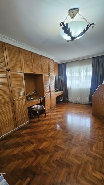Prestigious Lim Tai See Walk Semi D House, Lim Tai See Walk, 4 Bedrooms, 3,200 sqft, Semi-Detached House For Sale, by Elliot Goon, 500209096 - Study - PropertyGuru.com.sg