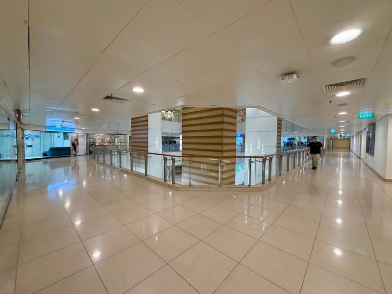 International Plaza, 10 Anson Road, 360 sqft, Other Retail For Rent, by Siew Boon, 500209101 - Corridor - CommercialGuru.com.sg