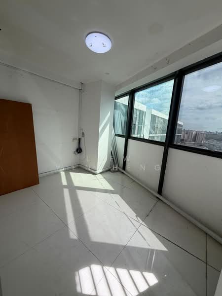 Oxley BizHub, 61 Ubi Road 1, 2,238 sqft, Light Industrial (B1) For Rent, by Liew Wenzheng, 500209122 - Interior - CommercialGuru.com.sg