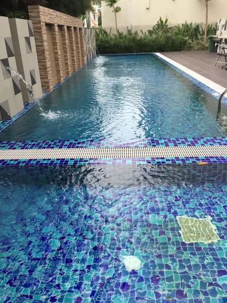 Palmera East, 29 Lorong Melayu, 2 Bedrooms, 1,055 sqft, Apartment For Rent, by Alvin Yap, 500209124 - Pool - PropertyGuru.com.sg