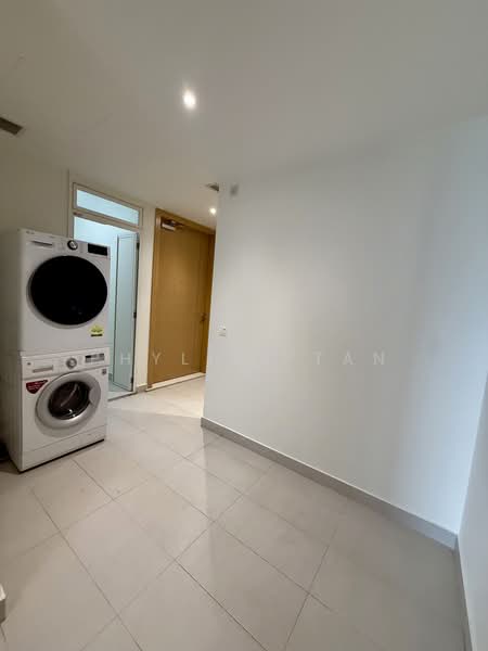 Marina Bay Residences, 18 Marina Boulevard, 3 Bedrooms, 1,970 sqft, Condominium For Rent, by Phyllis Tan, 500209127 - Interior - PropertyGuru.com.sg