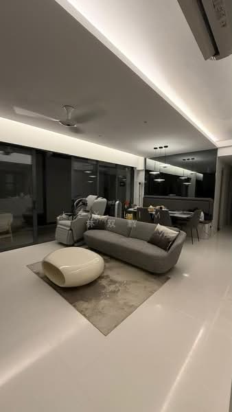 The Gale, 76 Flora Road, 3 Bedrooms, 1,464 sqft, Condominium For Sale, by Lex Lim 林双麟, 500209130 - Living Room - PropertyGuru.com.sg