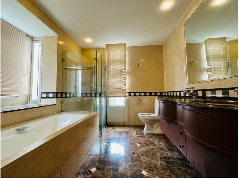 Scotts 28, 28 Scotts Road, 4 Bedrooms, 2,034 sqft, Condominium For Sale, by FiFi Ng, 500209132 - Bathroom - PropertyGuru.com.sg