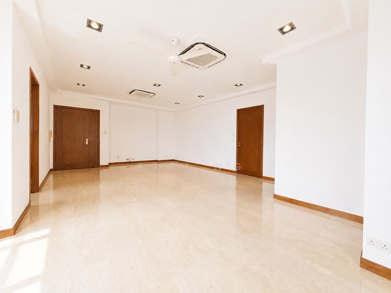 Scotts 28, 28 Scotts Road, Orchard / River Valley, 4 Bedrooms, 2,034 sqft, Condominium For Sale, by FiFi Ng, 500209132 - Living Room - PropertyGuru.com.sg