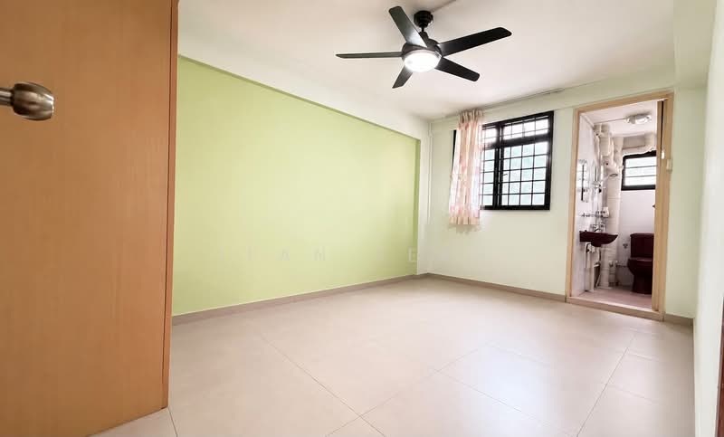 66 Circuit Road, 66 Circuit Road, 2 Bedrooms, 700 sqft, HDB Flat For Sale, by Jean Seah, 500209137 - Bathroom - PropertyGuru.com.sg