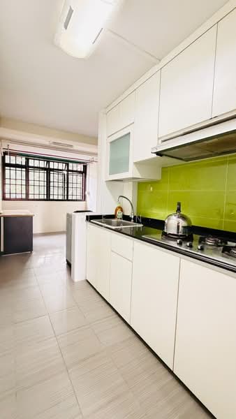 66 Circuit Road, 66 Circuit Road, 2 Bedrooms, 700 sqft, HDB Flat For Sale, by Jean Seah, 500209137 - Kitchen - PropertyGuru.com.sg