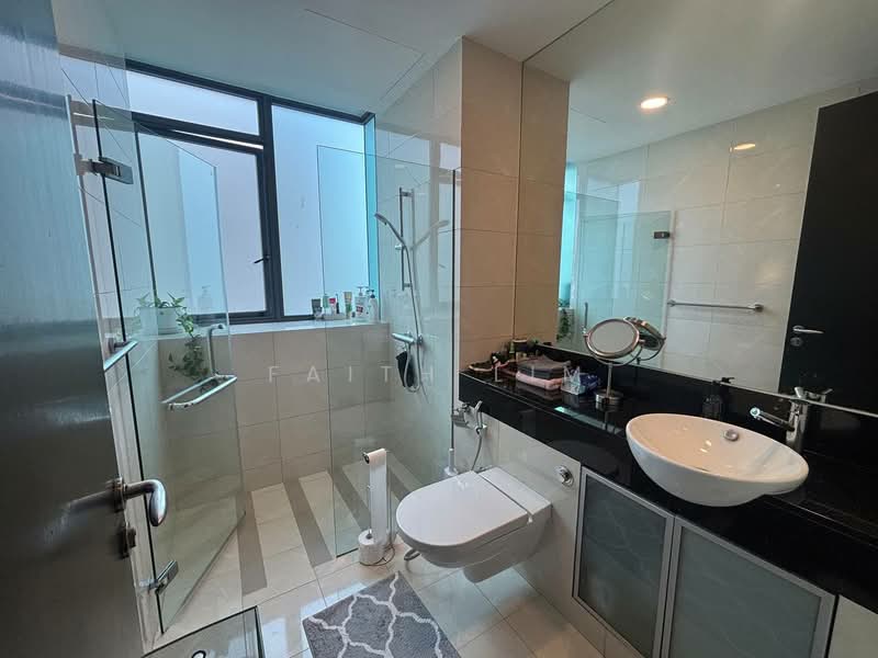 Duet, 78 Holland Road, 3 Bedrooms, 1,744 sqft, Condominium For Rent, by Faith Lim, 500209144 - Bathroom - PropertyGuru.com.sg