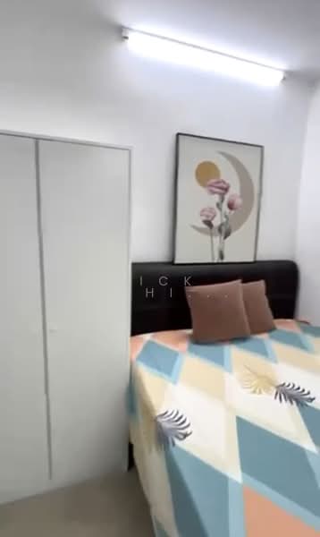 17 Jalan Asas, , 1 Bedroom, 150 sqft, Terraced House For Rent, by Nick Vishindas, 500209146 - Bedroom - PropertyGuru.com.sg