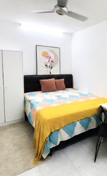 17 Jalan Asas, , 1 Bedroom, 150 sqft, Terraced House For Rent, by Nick Vishindas, 500209146 - Bedroom - PropertyGuru.com.sg
