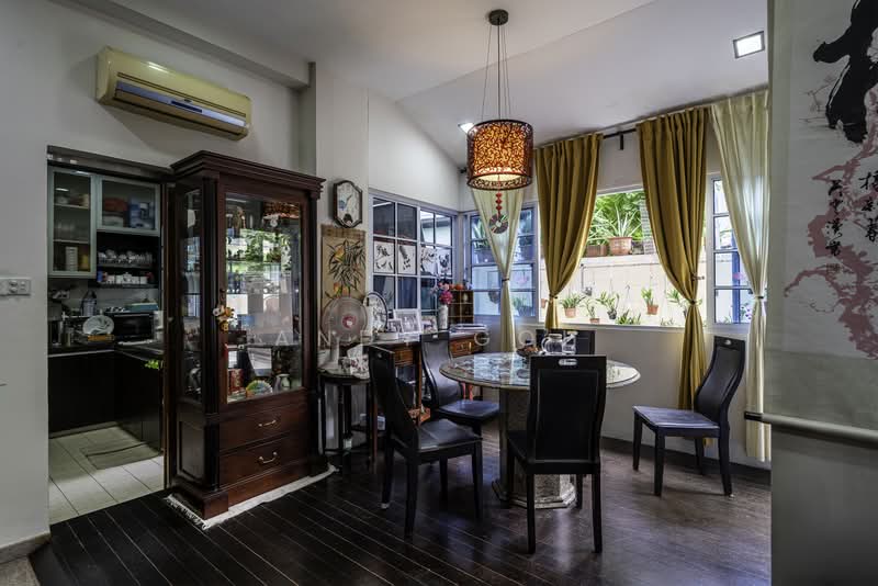 Yong Seng Estate, Jalan Senang, 5 Bedrooms, 3,500 sqft, Terraced House For Sale, by Andy Goh, 500209148 - Interior - PropertyGuru.com.sg