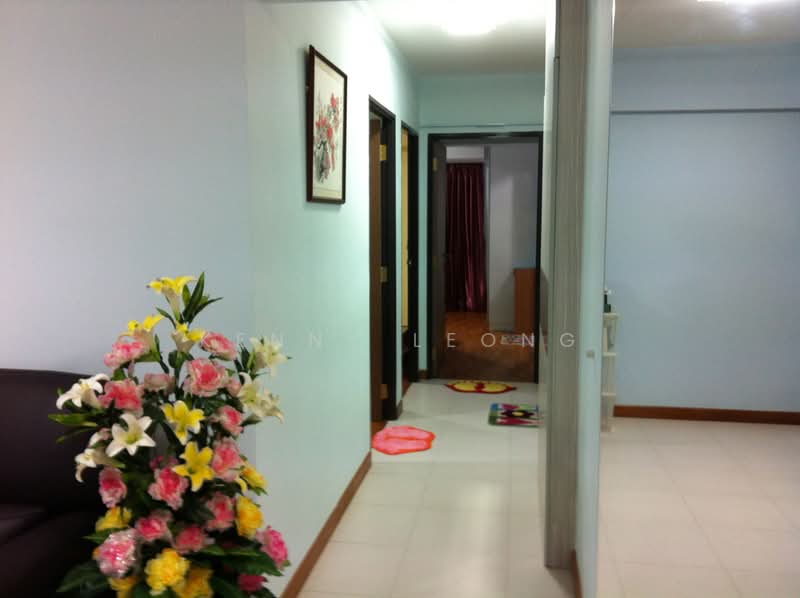 273A Punggol Place, 273A Punggol Place, 3 Bedrooms, 1,001 sqft, HDB Flat For Sale, by Kenny Leong, 500209184 - Corridor - PropertyGuru.com.sg