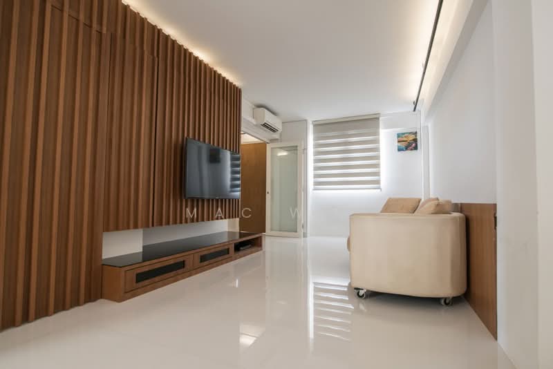 69 Lorong 4 Toa Payoh, 69 Lorong 4 Toa Payoh, 3 Bedrooms, 667 sqft, HDB Flat For Rent, by Mac Wee, 500209191 - Living Room - PropertyGuru.com.sg