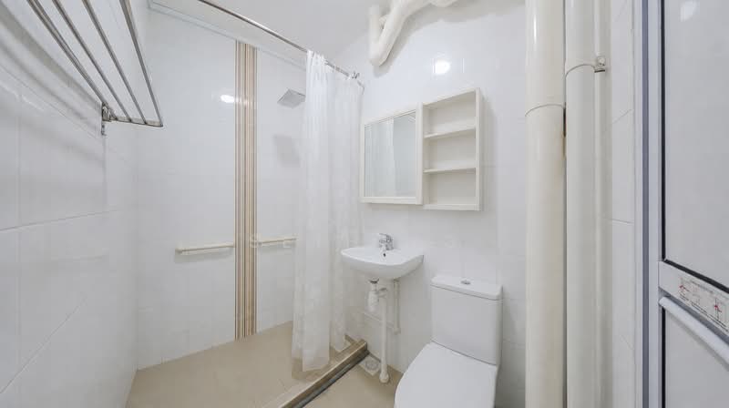 629 Yishun Street 61, 629 Yishun Street 61, 3 Bedrooms, 1,130 sqft, HDB Flat For Sale, by Seth Ng, 500209207 - Bathroom - PropertyGuru.com.sg