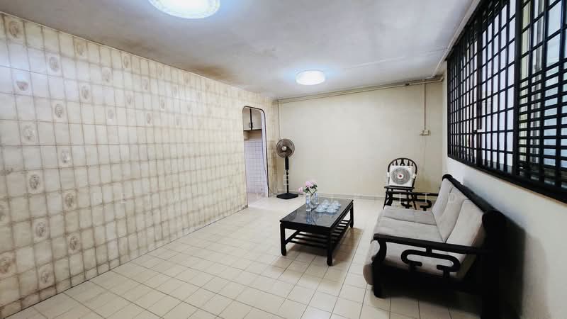 232 Serangoon Avenue 3, 232 Serangoon Avenue 3, 3 Bedrooms, 904 sqft, HDB Flat For Sale, by MARTIN, 500209218 - Living Room - PropertyGuru.com.sg