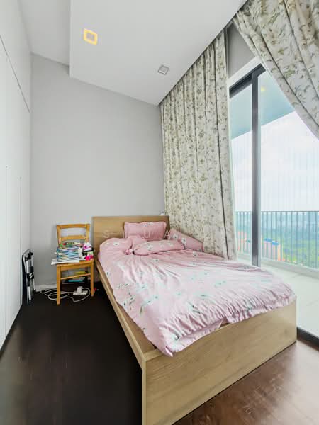Sky Vue, 3 Bishan Street 15, 4 Bedrooms, 2,282 sqft, Condominium For Sale, by Joshua Soh, 500209219 - Bedroom 3 - PropertyGuru.com.sg